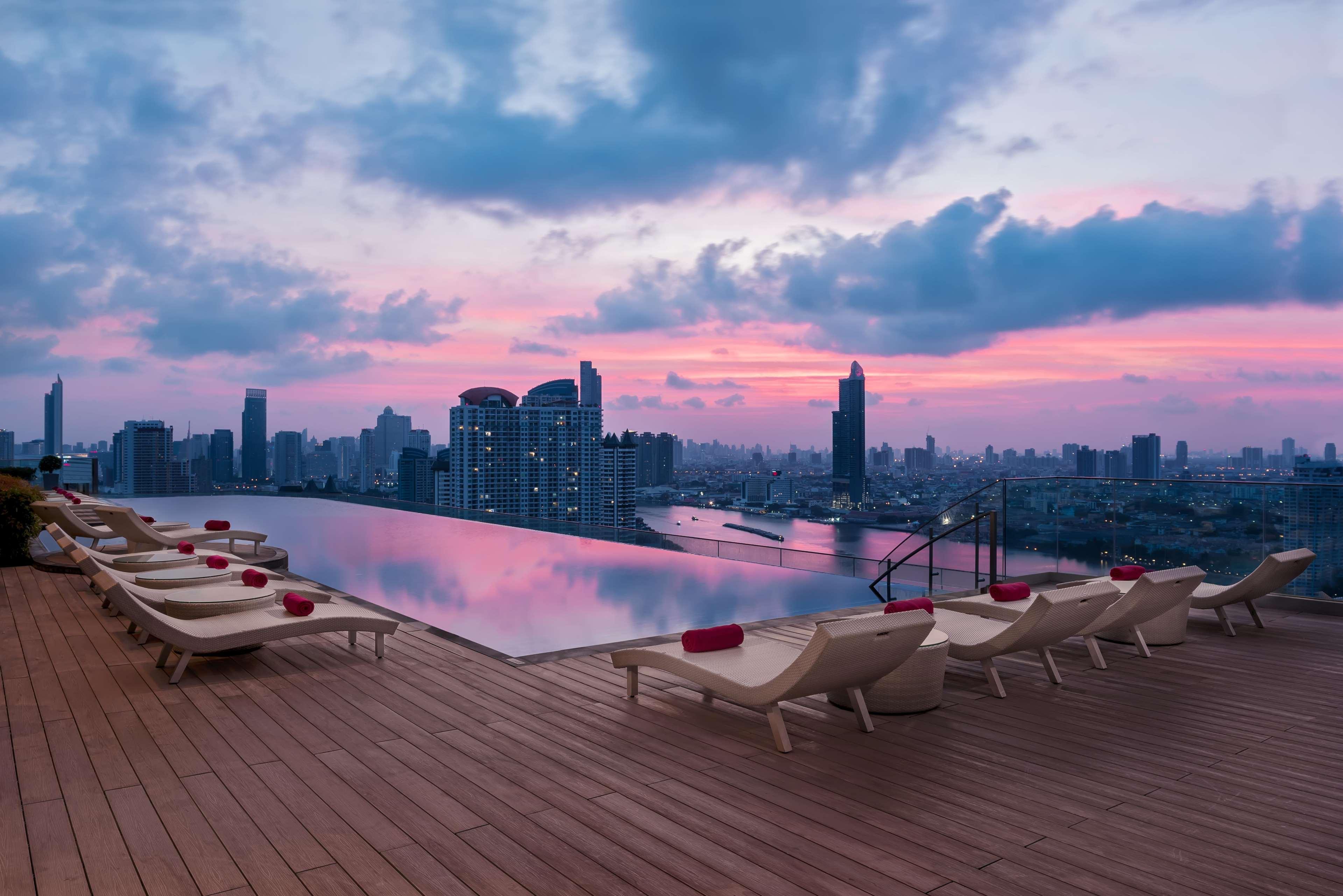 Avani Plus Riverside Bangkok Hotel Екстер'єр фото