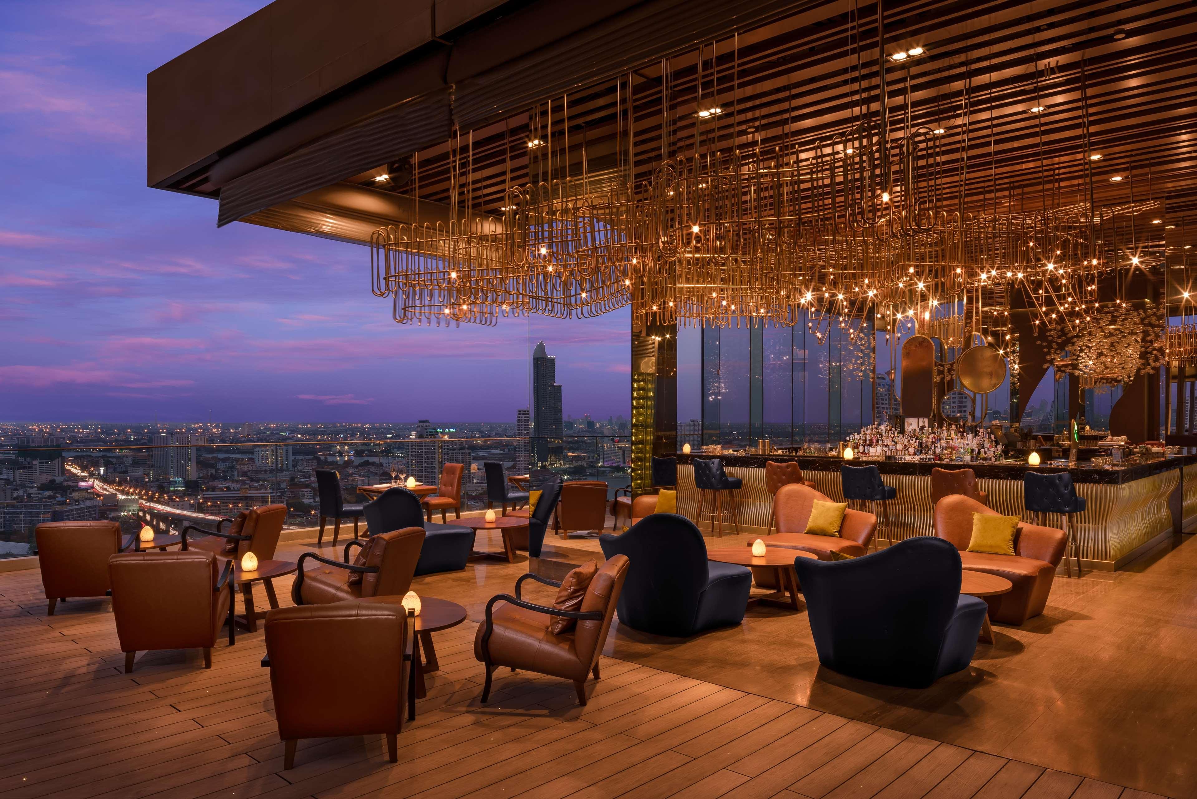 Avani Plus Riverside Bangkok Hotel Екстер'єр фото